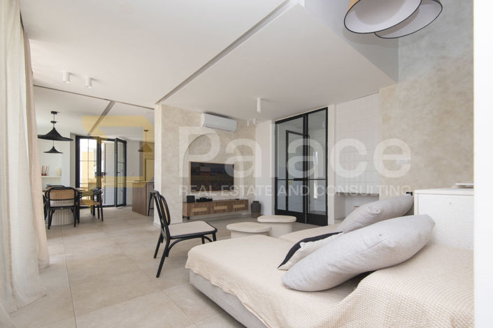 Image No.16-4 Bed House for sale