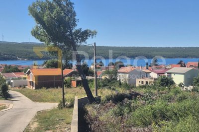 prilika-teren-s-dozvolom-za-objekt-sa-6-stanova-gornji_1
