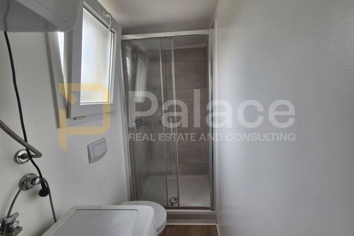 Image No.13-2 Bed House for sale
