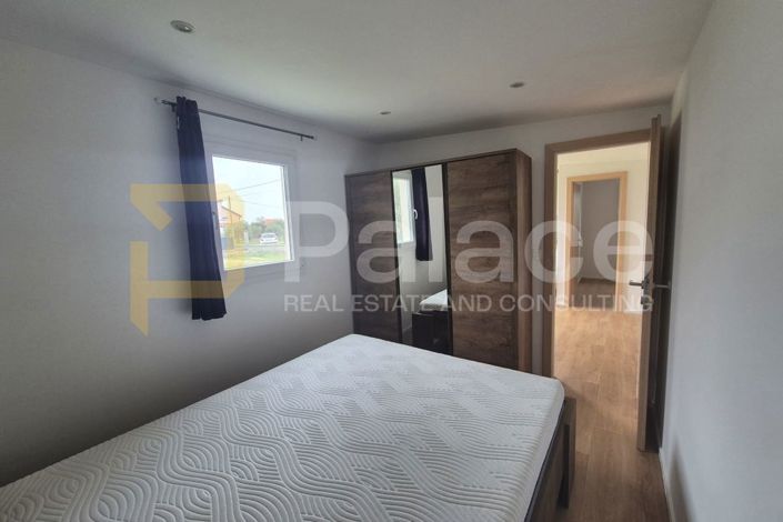 Image No.16-2 Bed House for sale