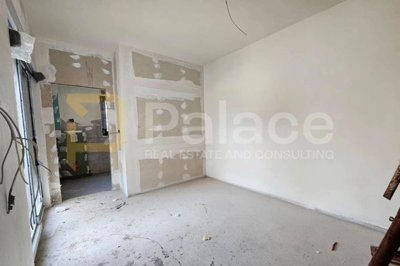 dugopolje-dvosoban-stan-od-120m2-s-terasama-garazom-i_5