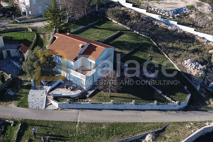 Image No.2-3 Bed House for sale