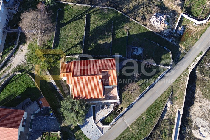 Image No.5-3 Bed House for sale
