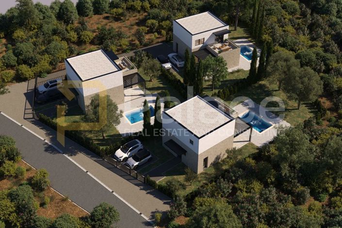 Image No.9-3 Bed House for sale