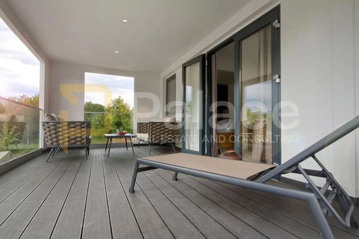 Image No.5-2 Bed House for sale
