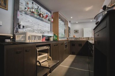 prodaje-se-hotel-s-restoranom-u-vukovaru_4