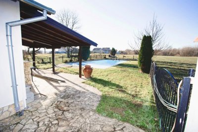 prodaja-kuce-s-bazenom-vukovar_8