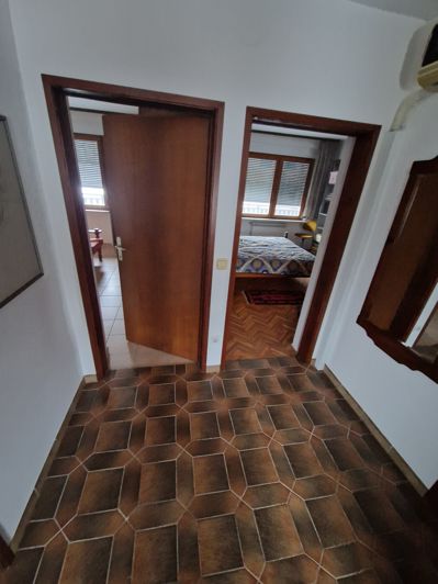 Image No.12-6 Bed House for sale