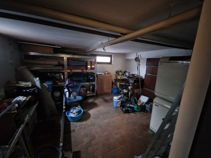 Image No.4-6 Bed House for sale