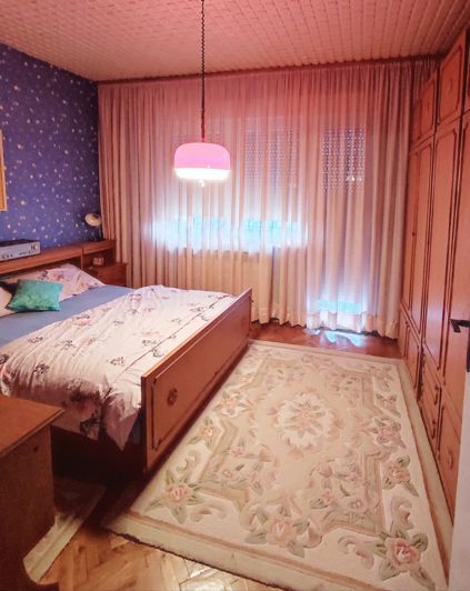Image No.9-7 Bed House for sale