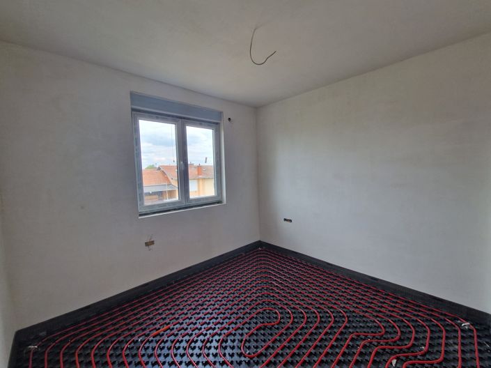 Image No.3-4 Bed Apartment for sale