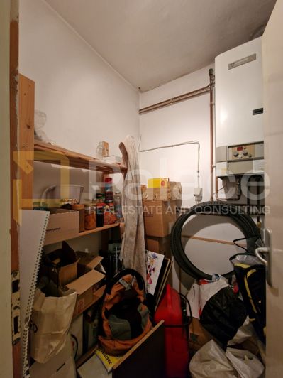 Image No.17-6 Bed House for sale