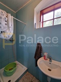kuca-s-apartmanima-i-bazenom-200-m2-bizovac_11