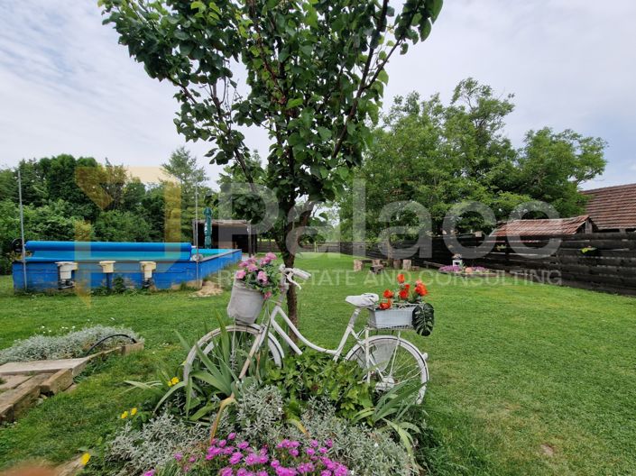 Image No.2-6 Bed House for sale