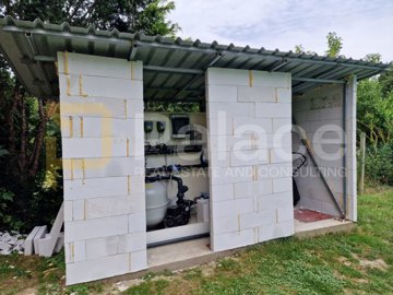 kuca-s-apartmanima-i-bazenom-200-m2-bizovac_7