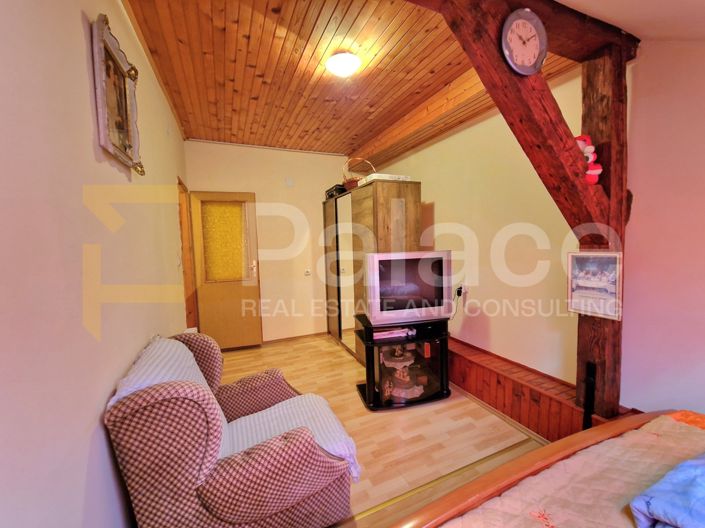 Image No.16-5 Bed Apartment for sale