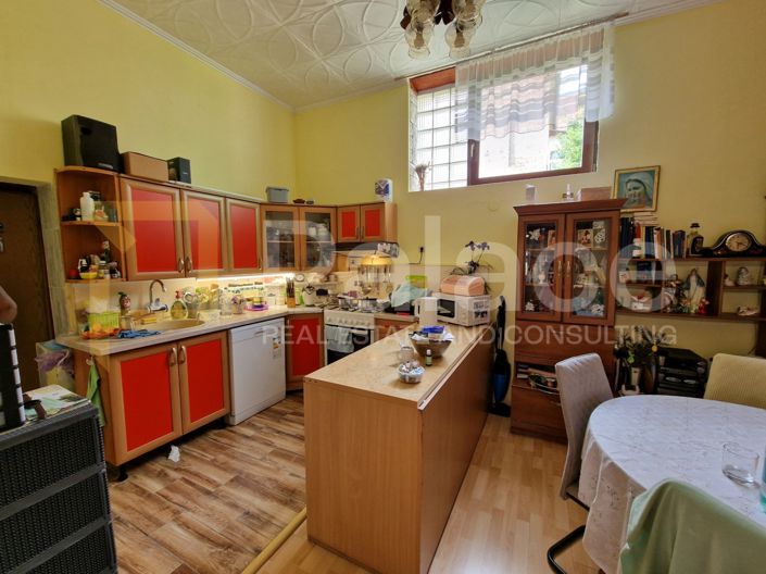 Image No.2-5 Bed Apartment for sale