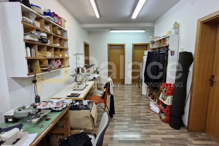 Image No.28-5 Bed House for sale