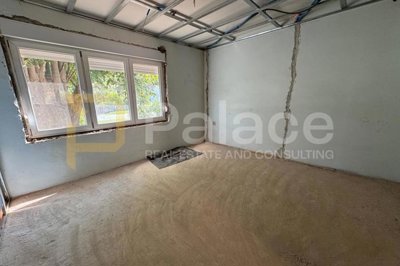 vikend-kuca-s-velikim-zemljistem-gazije-3620-m2_11