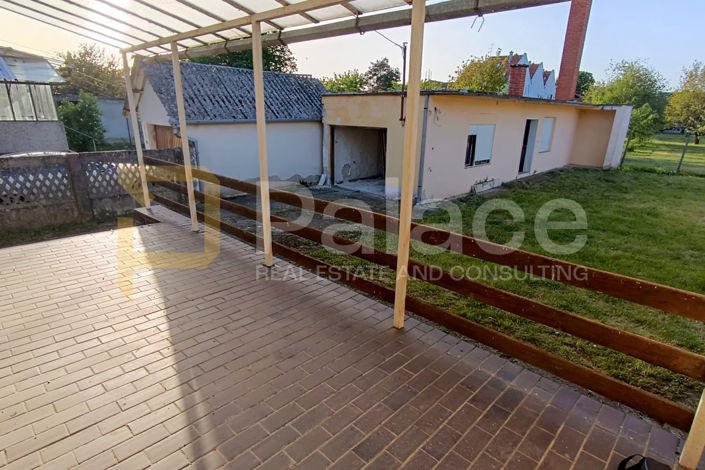 Image No.11-3 Bed Townhouse for sale