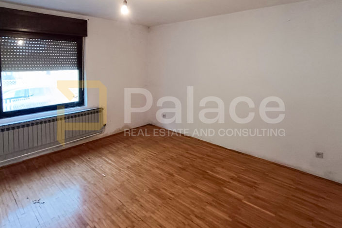 Image No.17-3 Bed Townhouse for sale