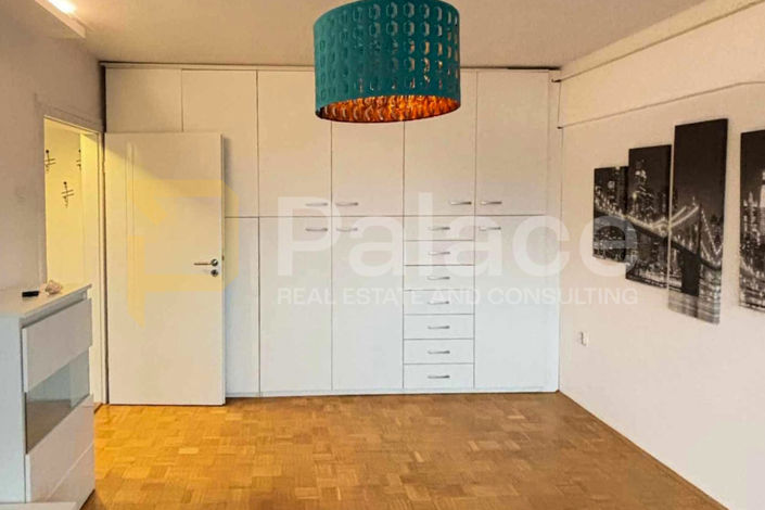 Image No.10-1 Bed Apartment for sale