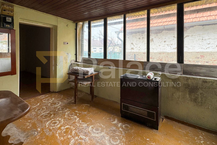 Image No.10-3 Bed House for sale