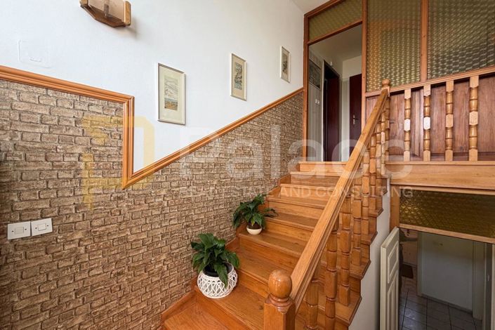 Image No.11-4 Bed House for sale