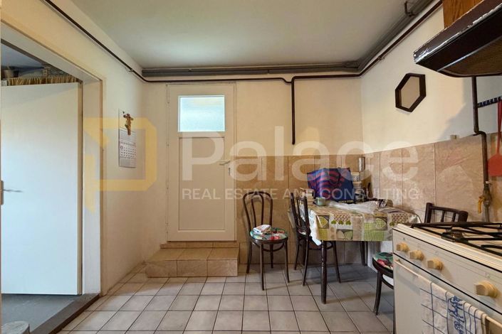 Image No.21-4 Bed House for sale
