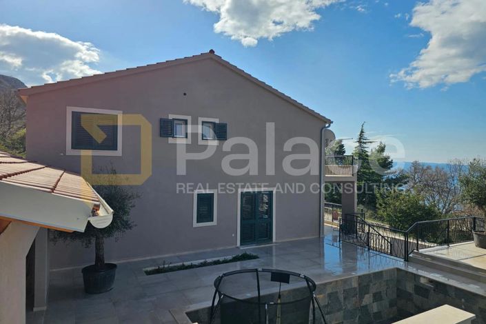 Image No.4-4 Bed House for sale
