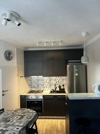 renovirana-kuca-samo-40m-od-mora-krvavica_3