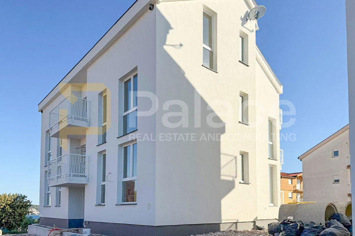 Image No.9-2 Bed Apartment for sale