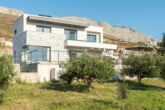 Image No.12-4 Bed Villa for sale
