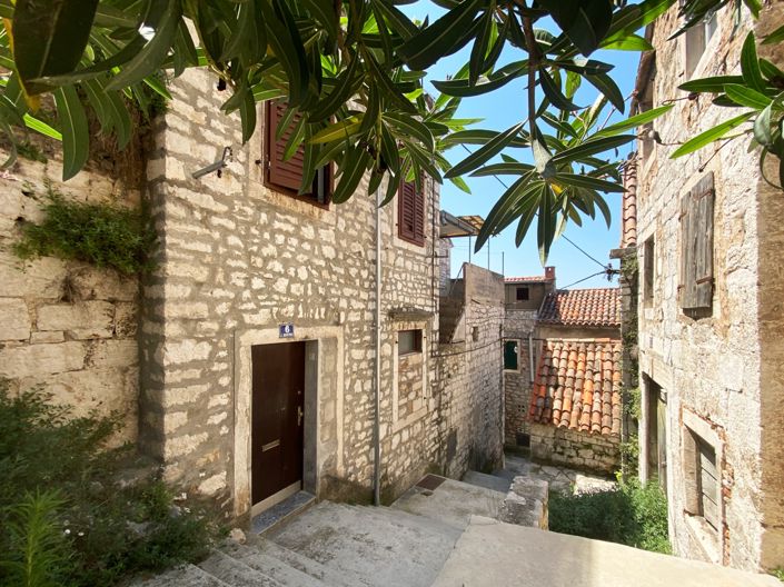 Image No.7-Maison de 10 chambres à vendre à Sibenik