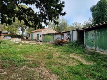 zemljiste-933m2-sa-starinom-prikljucak-za-struju-i-vodu_5