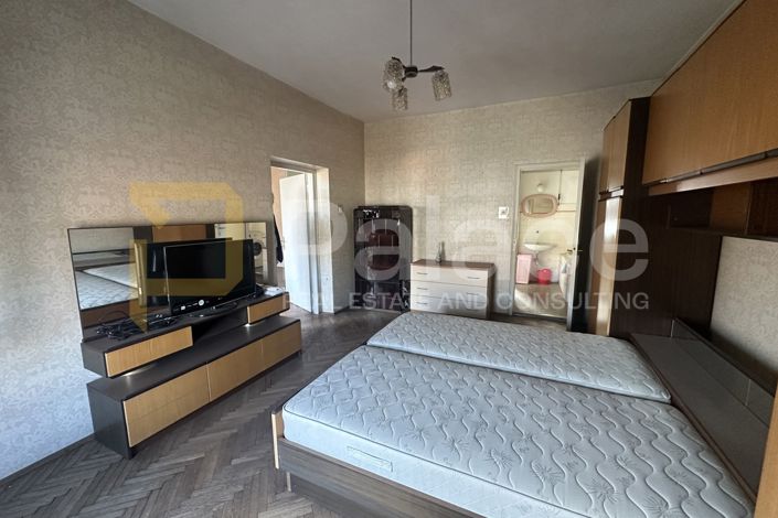 Image No.10-1 Bed Apartment for sale