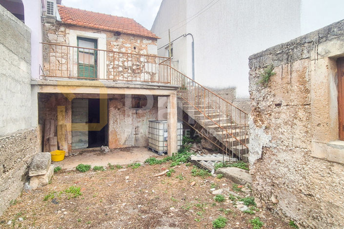 Image No.2-Maison de 4 chambres à vendre à Šibenik-Knin