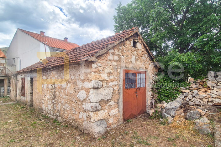 Image No.5-Maison de 4 chambres à vendre à Šibenik-Knin