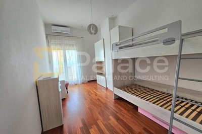 trosoban-stan-s-otvorenim-pogledom-na-more-120m2-znjan_14