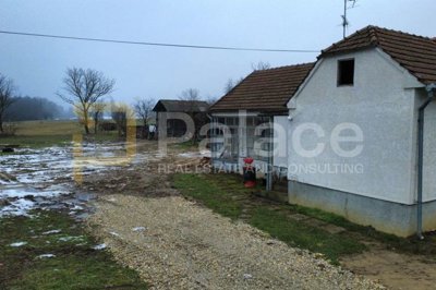 prodaje-se-obiteljska-kuca-sa-velikom-okucnicom_5
