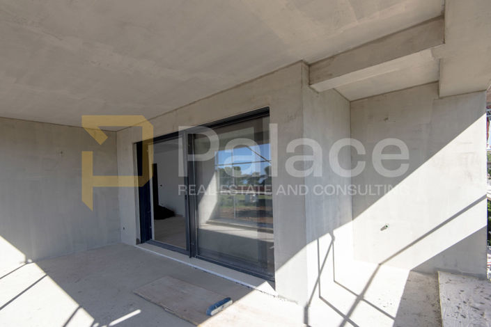 Image No.20-3 Bed Apartment for sale