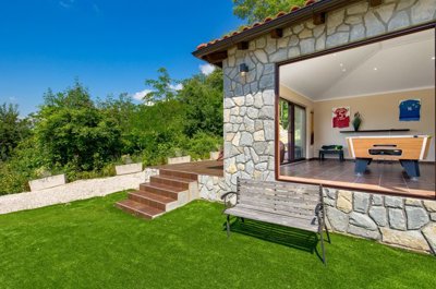 predivna-kamena-vila-s-bazenom-u-srcu-istre-300m2-700m2_13
