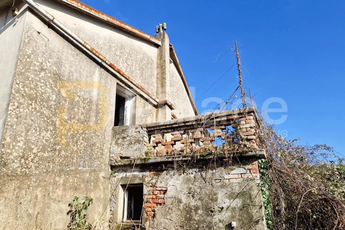 Image No.12-4 Bed House for sale