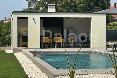 vila-s-bazenom-i-pogledomposljednja-urbanizirana-parcela-na_4