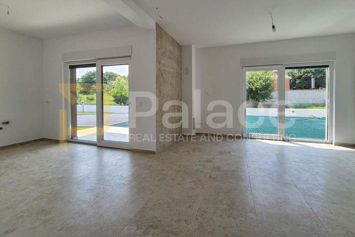 Image No.3-Appartement de 2 chambres à vendre à Tar
