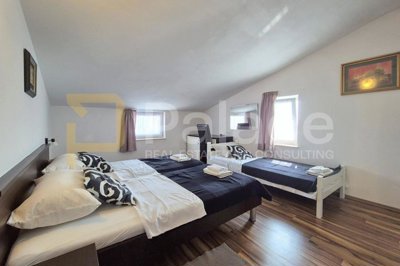 luksuzna-vila-s-bazenom-i-jacuzzijem-u-blizini-medulina_15