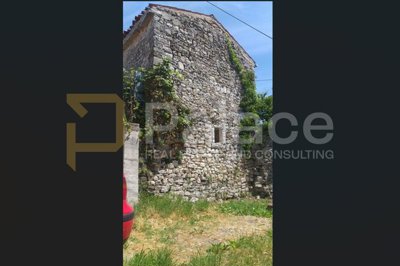 kamena-kuca-za-adaptaciju-u-povijesnoj-jezgri-berama-kraj_2