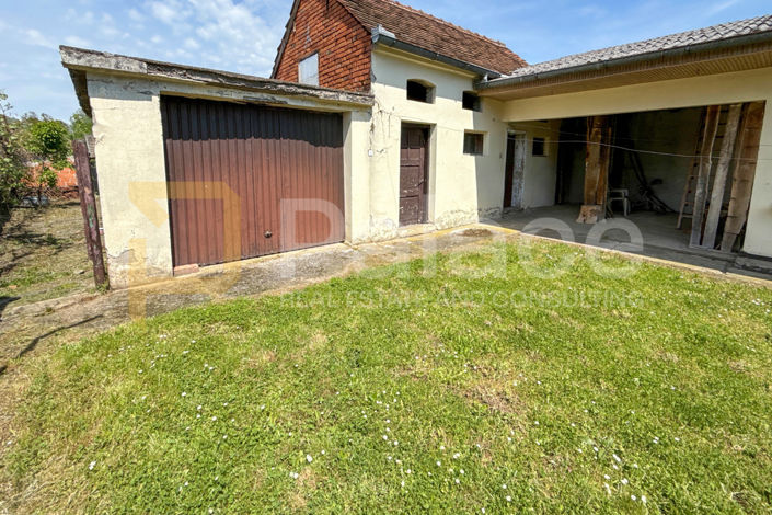Image No.4-2 Bed House for sale