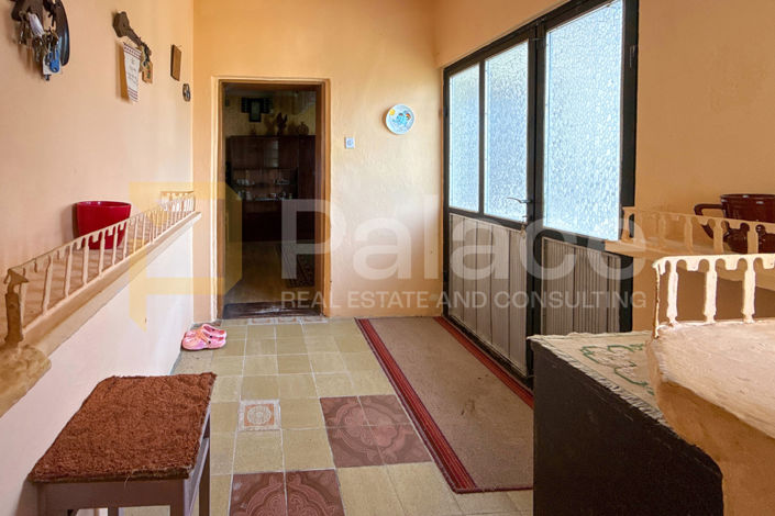 Image No.6-2 Bed House for sale