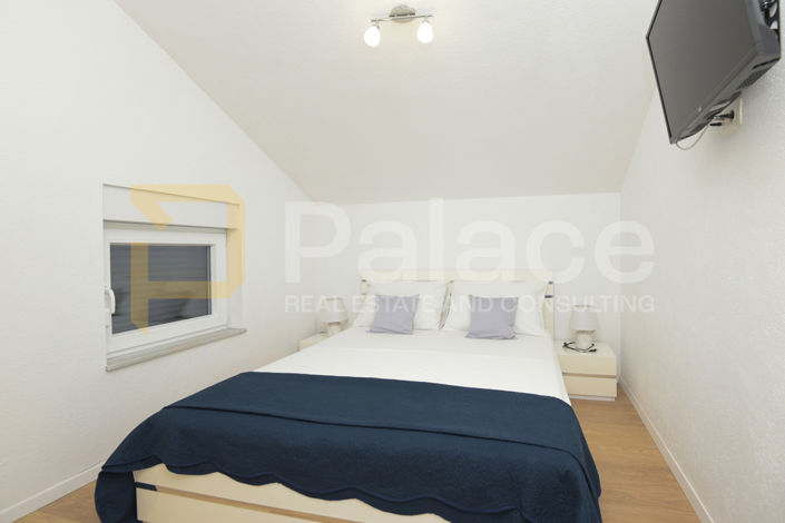 Image No.10-4 Bed House for sale